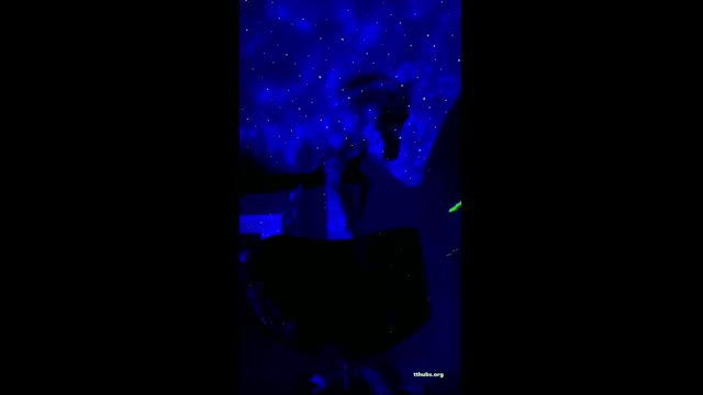 Pembe Mayo Kalça Sallama · Burcu Yildiz İfşa Videosu